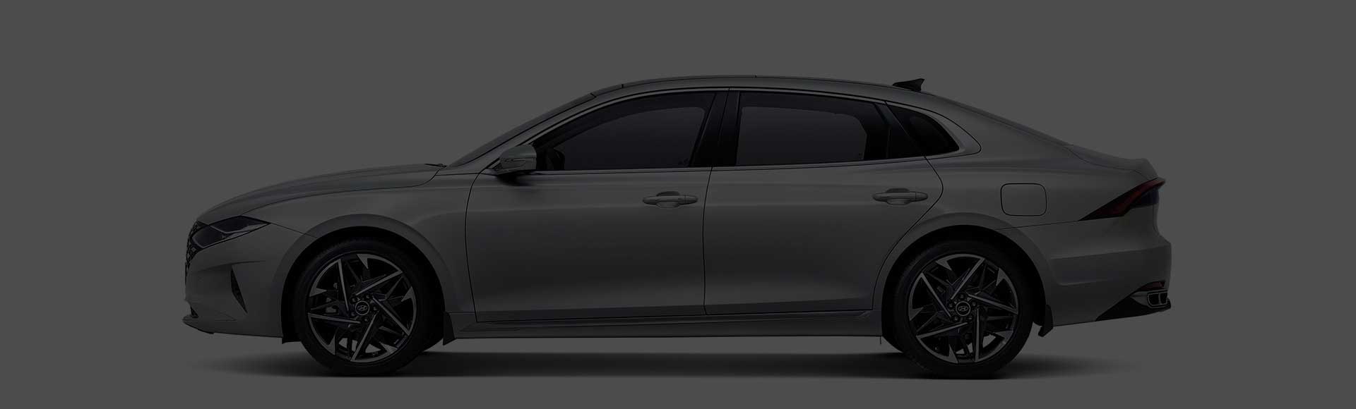 Azera exterior side design