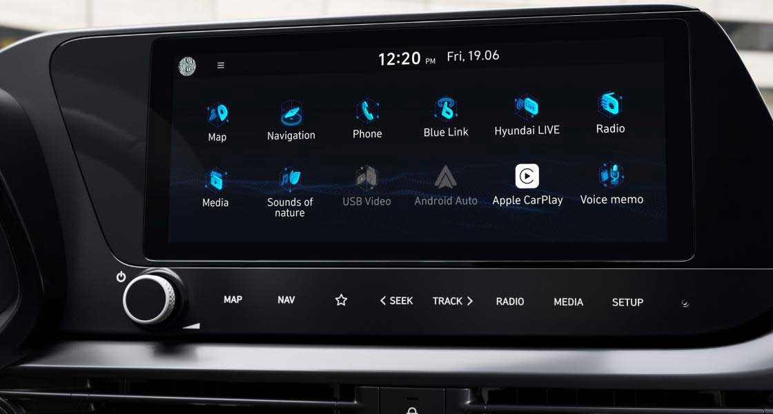 10.25'' Audio Video Navigation (AVN).