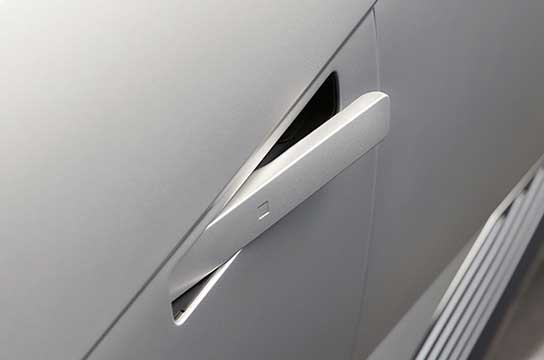 Flush door handles